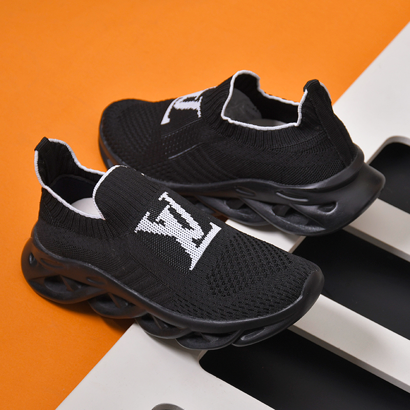 كفش دخترانه LV مدل Rose