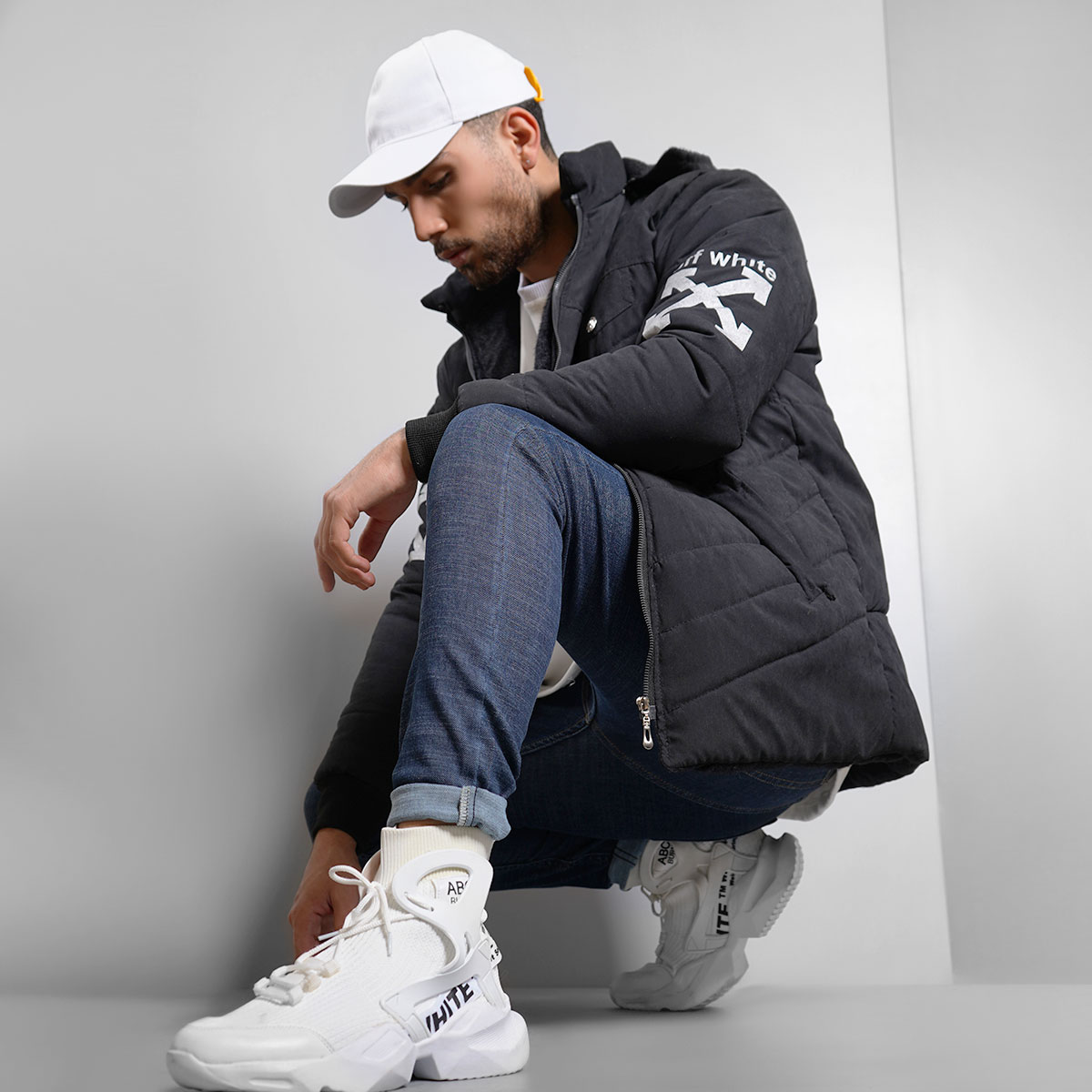 کاپشن اف وایت مردانه مدل Daniyar