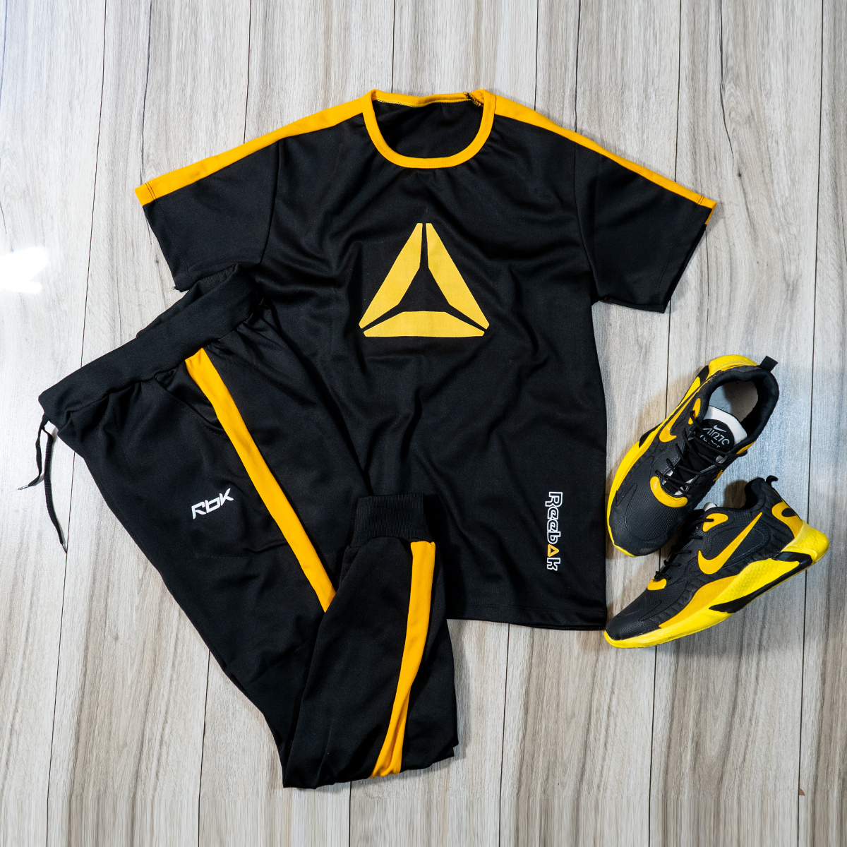 ست تیشرت شلوار Reebok مردانهTeder