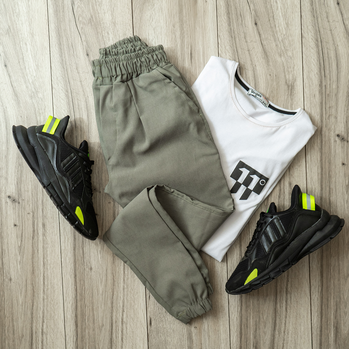 شلوار مردانه مدل ACE رنگ سبز