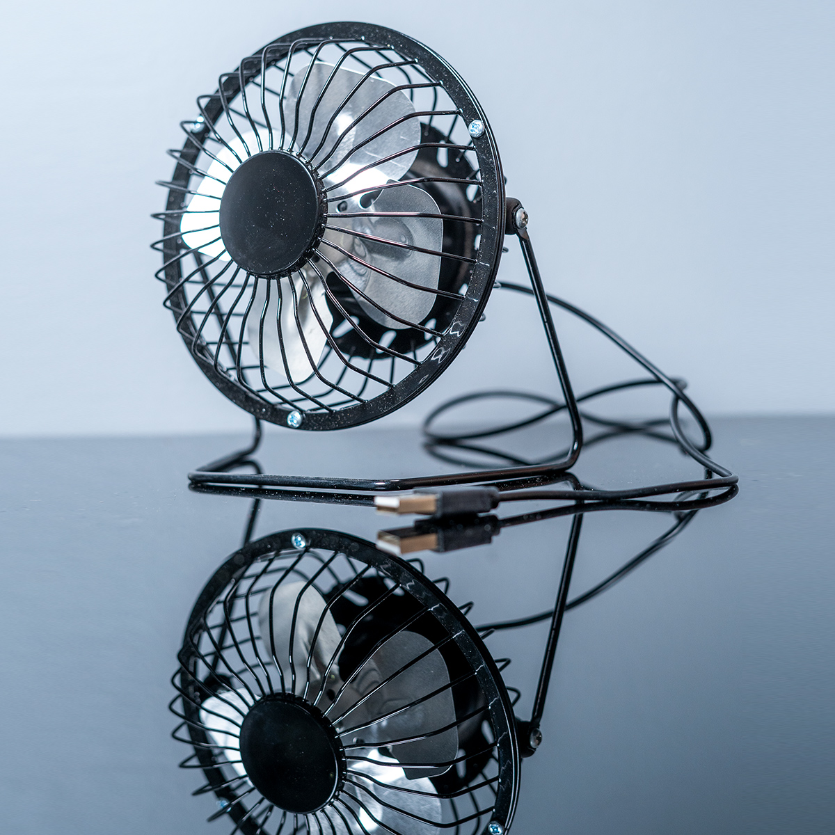 پنكه روميزي مدل halen