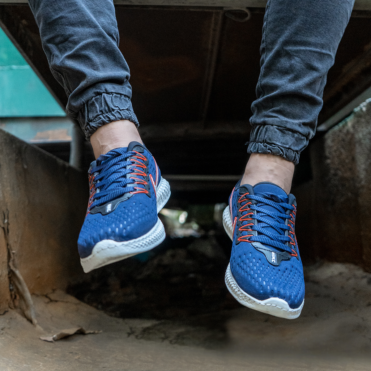 كفش ورزشي Nike مردانه سرمه اي مدل vamsi