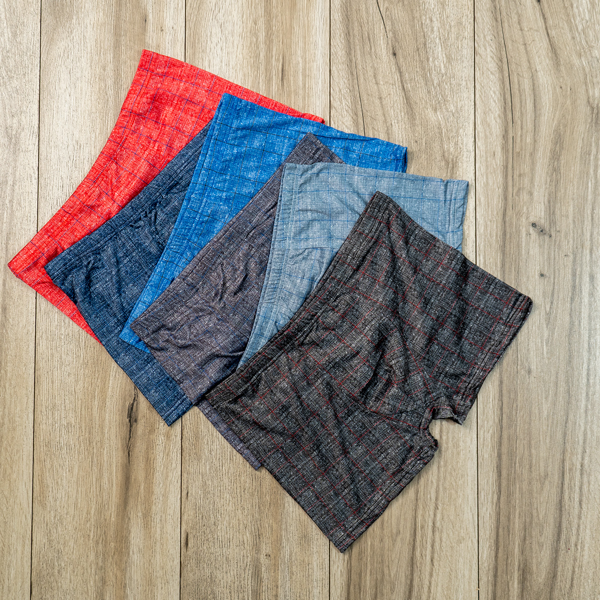 شورت نیم‌ پا قرمز(T)مدل ME56(T)