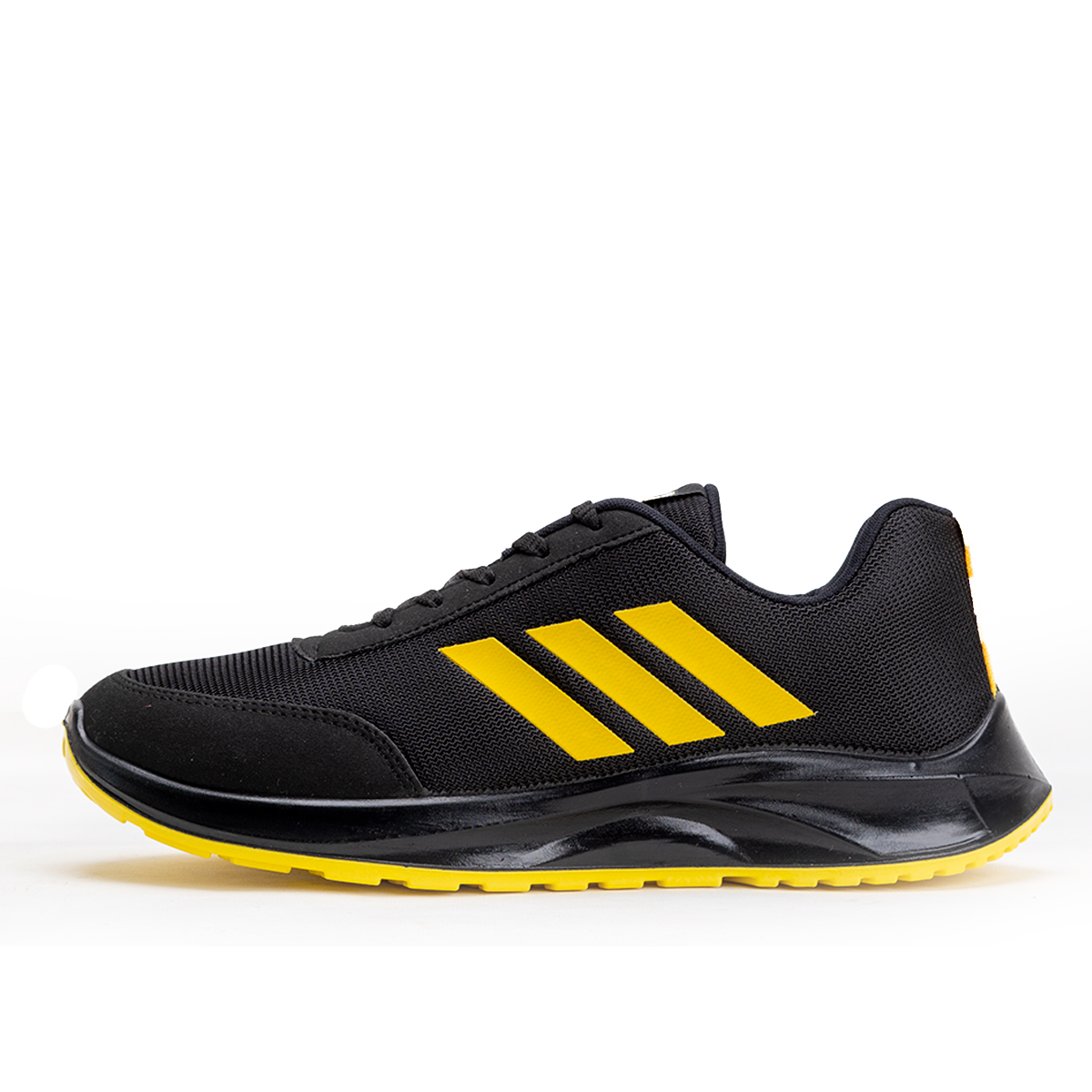 کفش ورزشی آدیداس مشکی زرد مردانه مدل Silva