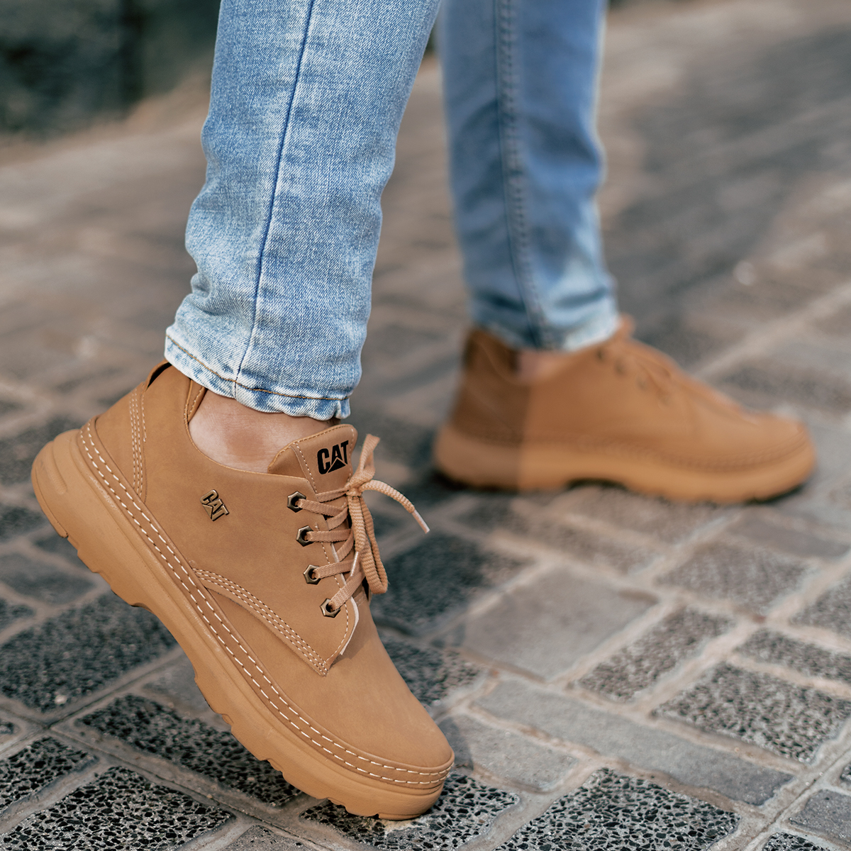 کفش تخت CAT کرم مردانه مدل Magno