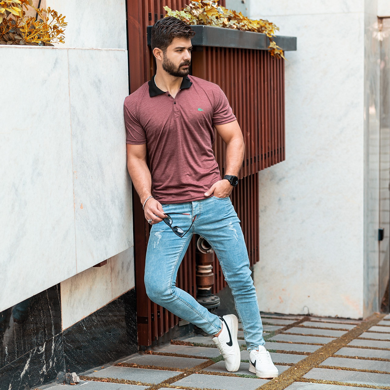 تیشرت مردانه ( مارک رندوم )قرمزمدل kapi