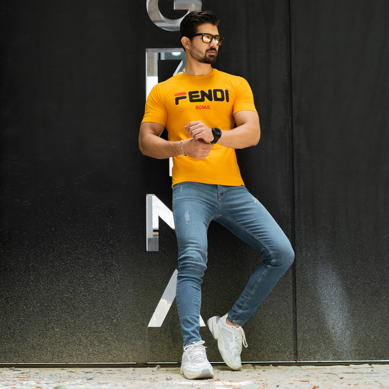 تیشرت فندی زرد مردانه مدل Roma
