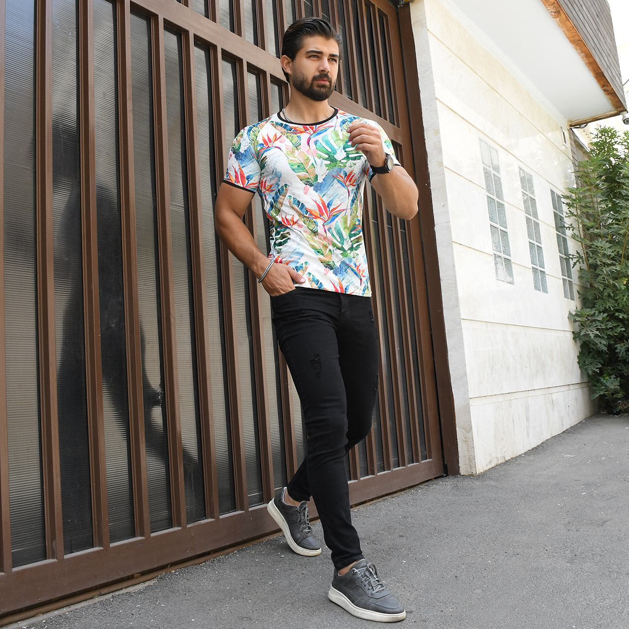 تیشرت مخمل مردانه طرح هاوایی مدل Yara