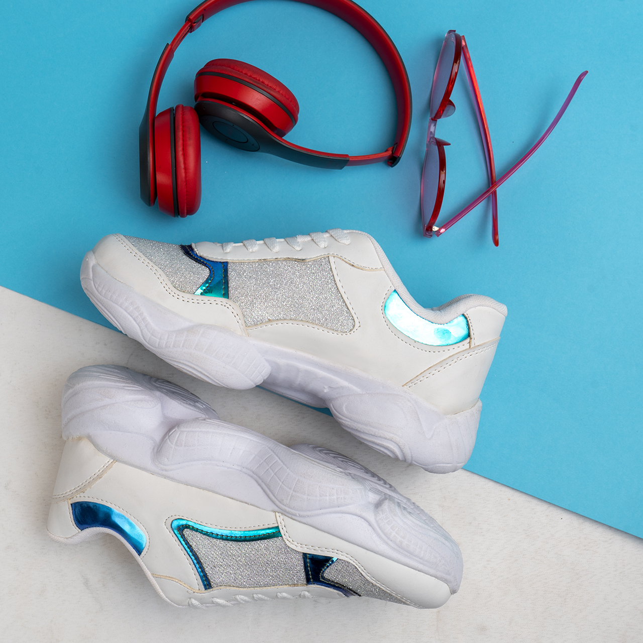 کفش ورزشی دخترانه سفید آبی مدلShima