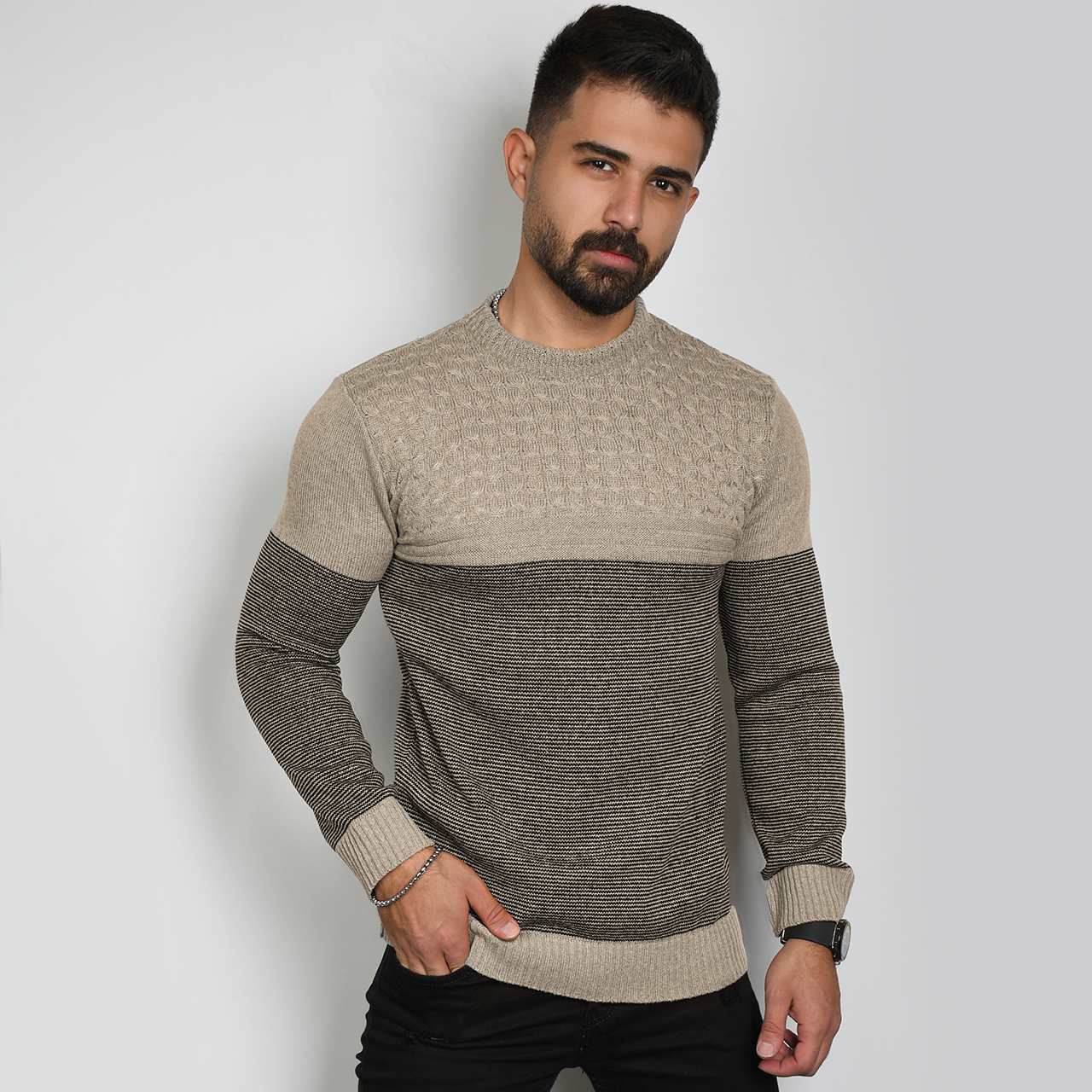 پلیور مردانه راه راه کرم مدل navid