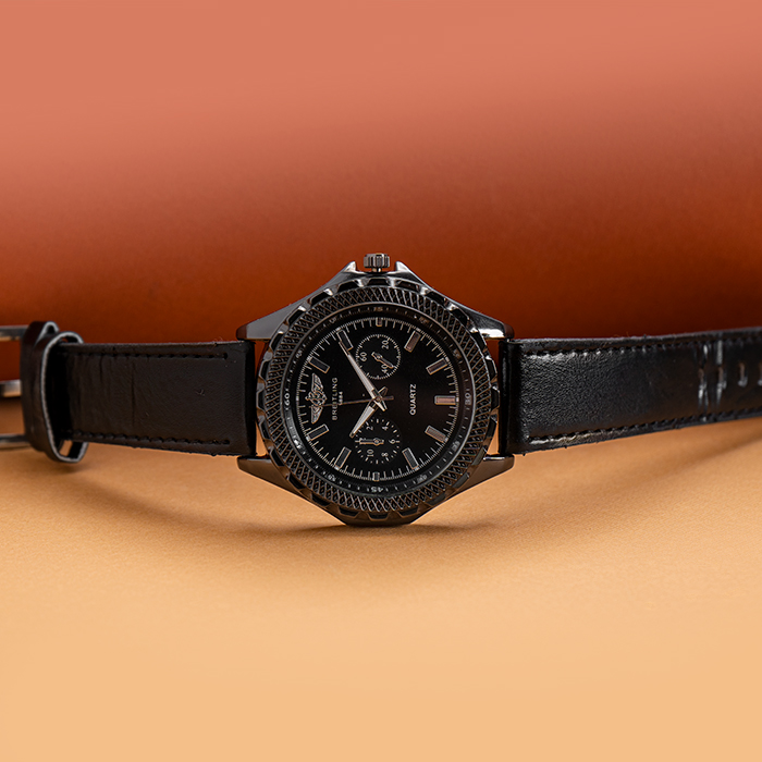 ساعت مشکی صفحه مشکی BREITLING مدل 1884