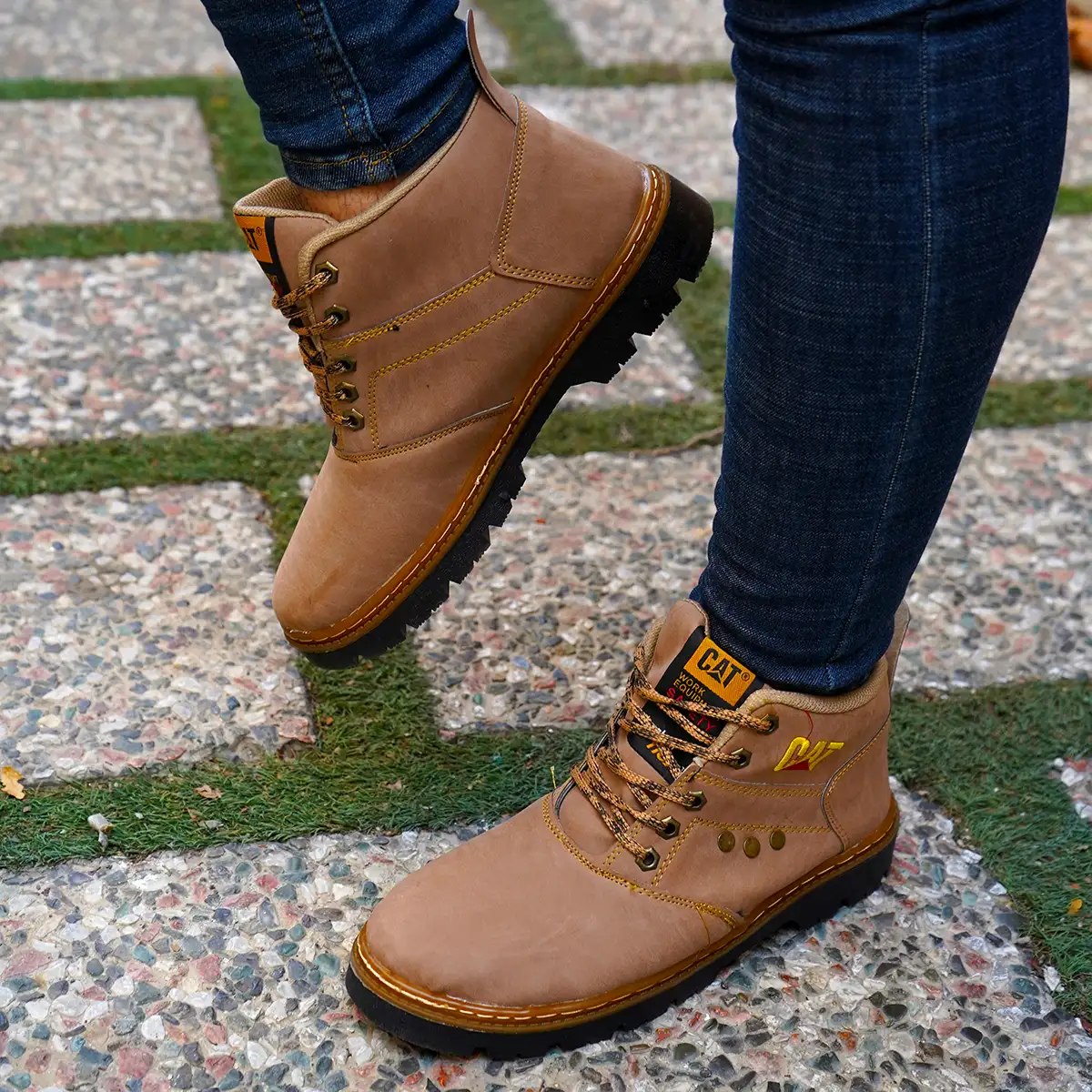 نیم بوت مردانه خاکی مدل Scot