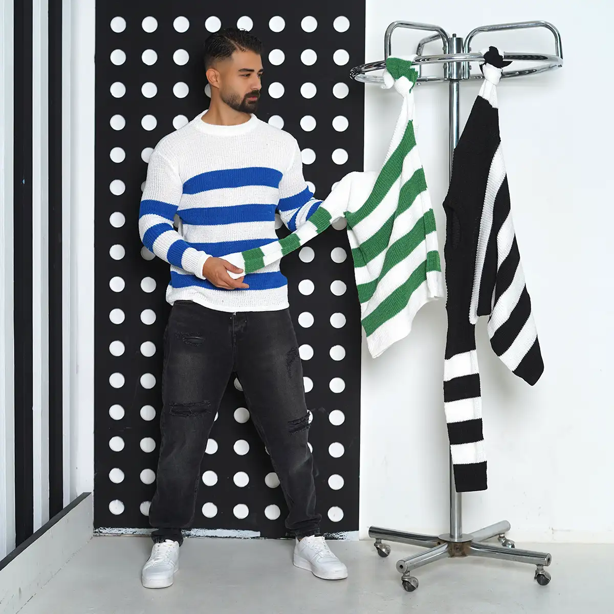 پلیور مردانه راه راه سفید آبی مدل Mahyad