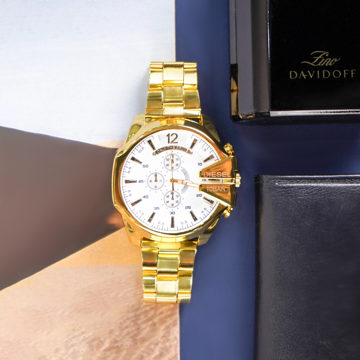 ساعت مچی DIESEL مردانه طلایی صفحه سفید مدل U700