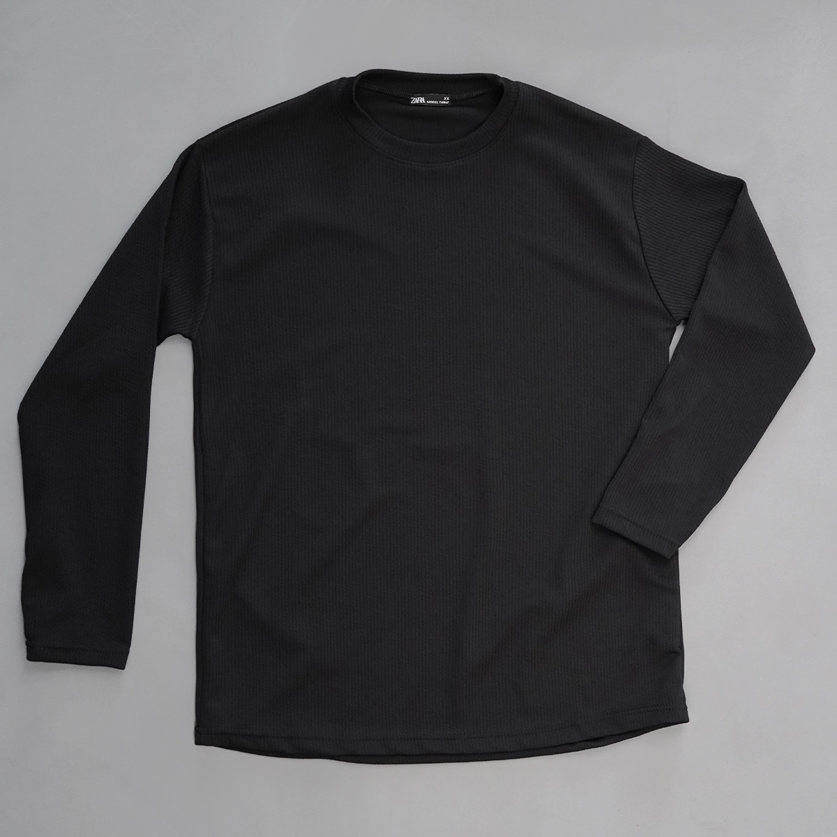 بلوز مردانه آستین بلند مشکی مدل Atra