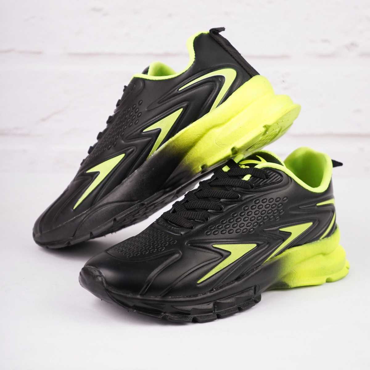 کفش ورزشی مردانه مشکی سبز مدل Marion