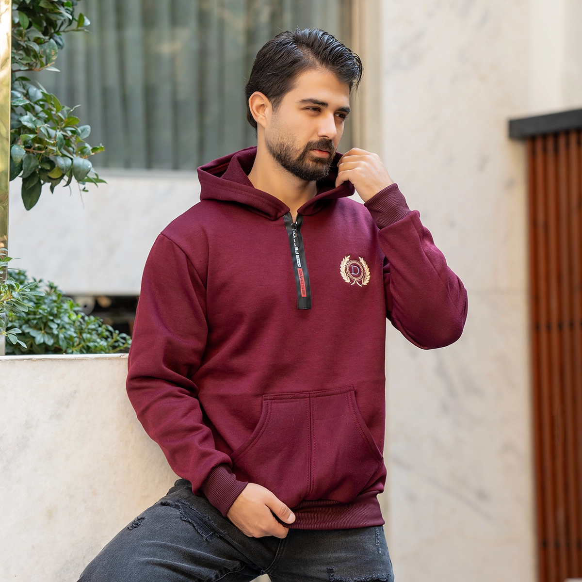 هودی مردانه طرح D زرشکی مدل Parham
