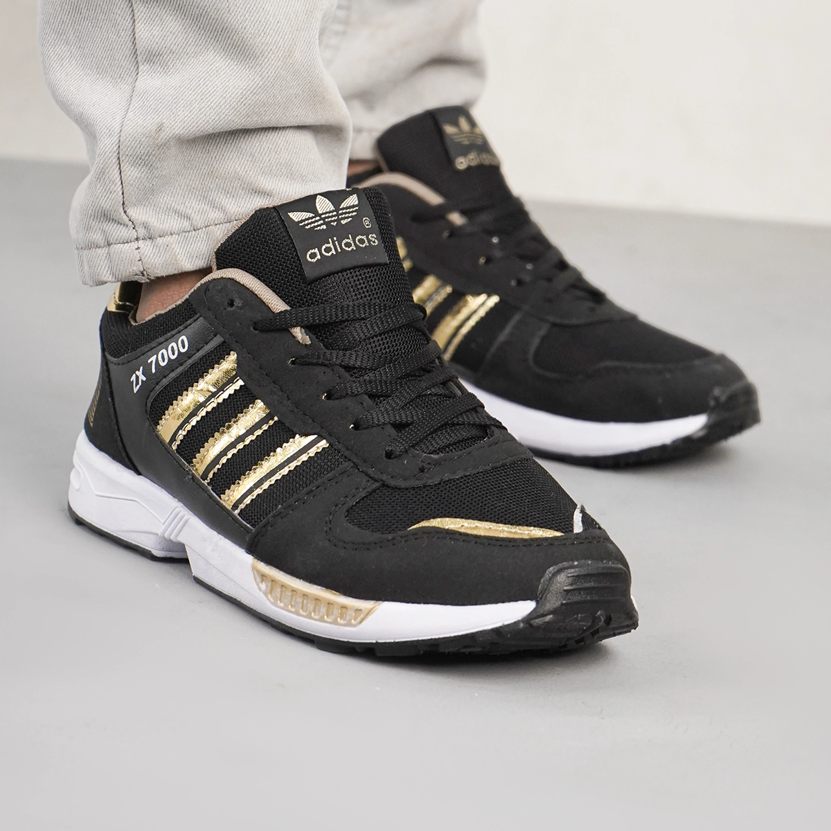 کفش ورزشی مردانه مشکی عسلی مدل ZX7000